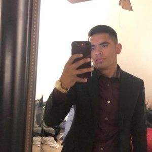 Meet your Posher, Emmanuel